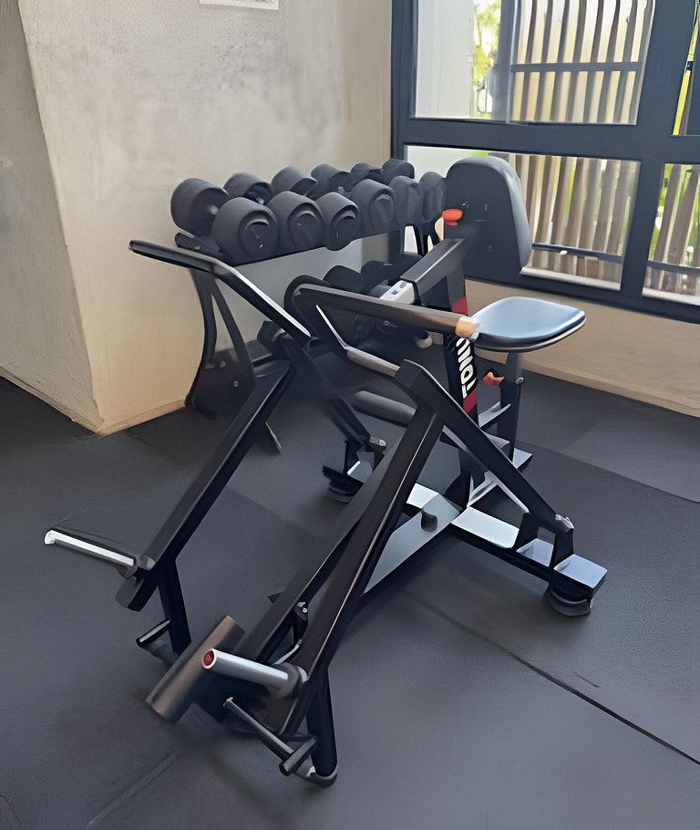 Resort Brás | Piscina | Academia