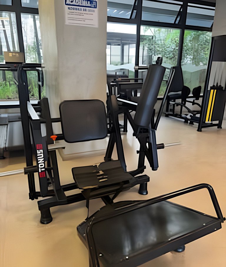 Resort Brás | Piscina | Academia