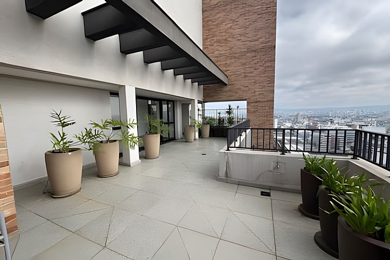 Resort Brás | Piscina | Academia