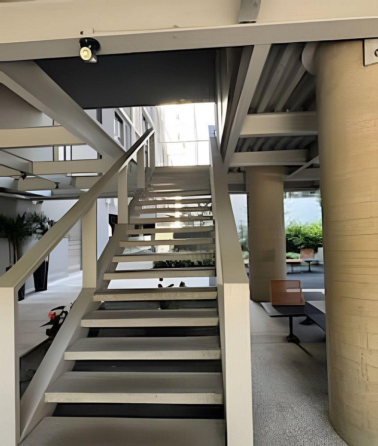 Studio na Rebouças|H. Clínicas, Metrô Oscar Freire